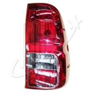 FARO TOYOTA HILUX 2016 TRAS DER 37016D T/KOITO SIN PORT